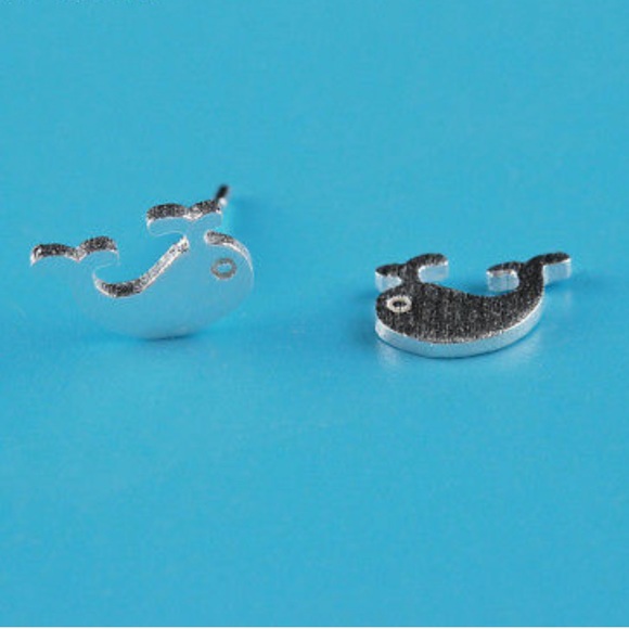 Jewelry - 🐳Sterling Silver Whale Earrings 🐳